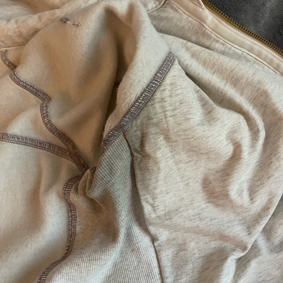 Lululemon Scuba Zip Up 12 Oatmeal/ Gold Hardware - Picture 4 of 6
